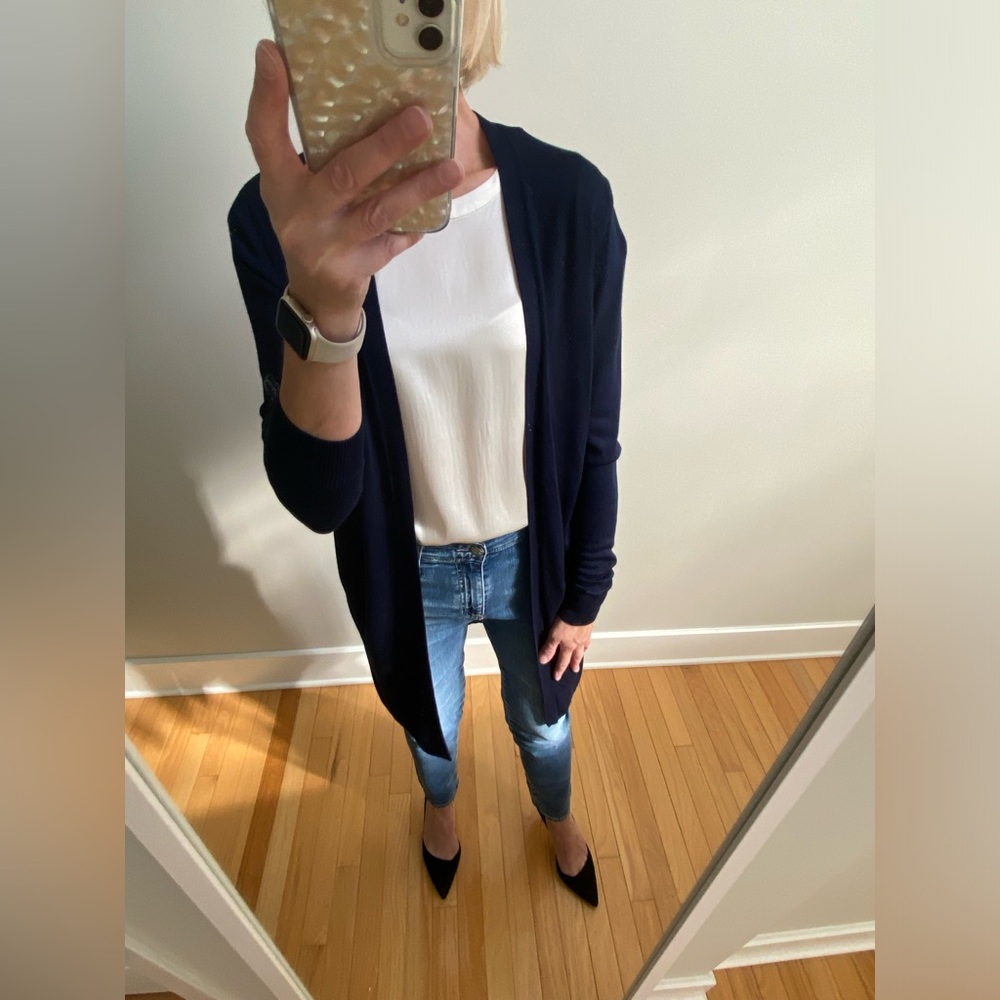 Sale ! Wool & cotton navy cardigan from Simons EUC